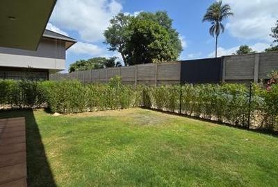 5 Bed Townhouse with En Suite in Lavington - 2