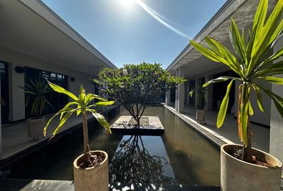 4 Bed Villa with En Suite in Runda - 3