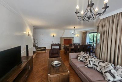 4 Bed Townhouse with En Suite in Spring Valley - 4