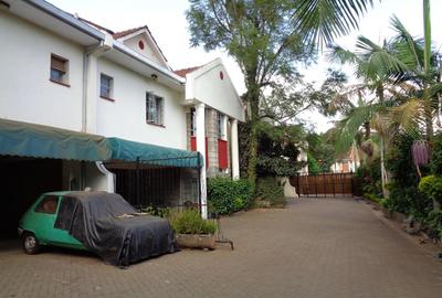 5 Bed Townhouse with En Suite at Maziwa