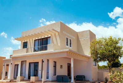 3 Bed House with En Suite in Vipingo