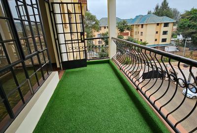 3 Bed Apartment with En Suite at Lavington