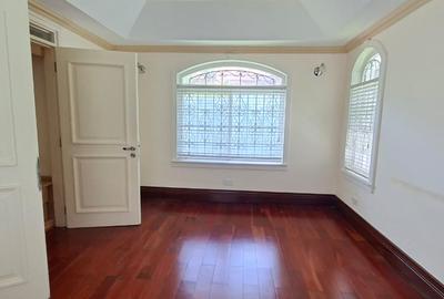 4 Bed Villa with En Suite at Kitisuru - 4