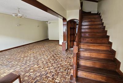 4 Bed Townhouse with En Suite in Kileleshwa