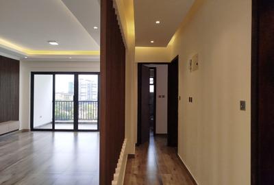 2 Bed Apartment with En Suite in Brookside - 3