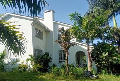 4 Bed House in Runda