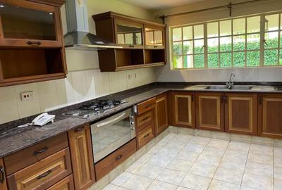 Serviced 5 Bed Apartment with En Suite in Lavington - 3