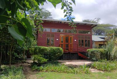 2 Bed House with En Suite at Karen