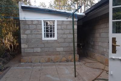 3 Bed House with En Suite in Karen - 2