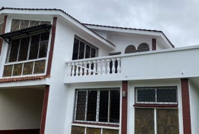 4 Bed House with En Suite at Nyali