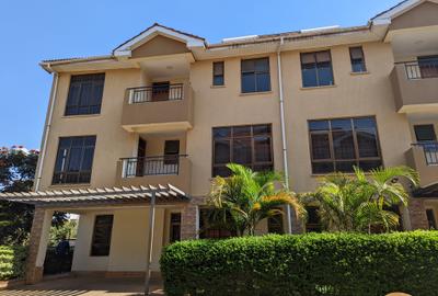 5 Bed Villa with En Suite at Amboseli Road