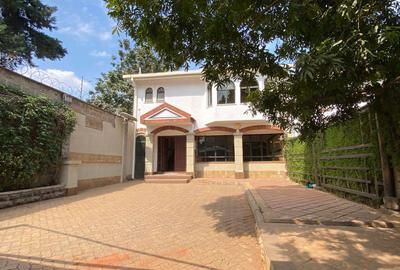 4 Bed House in Rhapta Road