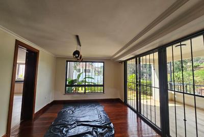 5 Bed House with En Suite in Loresho - 2