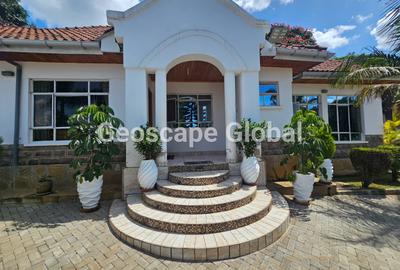 3 Bed House with En Suite in Kitisuru