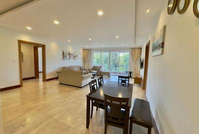 Furnished 2 Bed Apartment with En Suite in Parklands