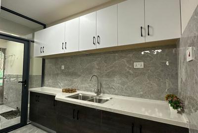 1 Bed Apartment with En Suite in Kilimani - 4