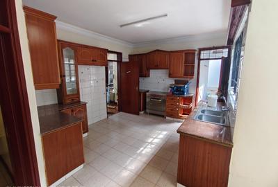 4 Bed Townhouse with En Suite at Lavington Green - 3