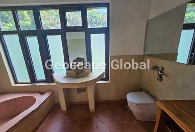 3 Bed House with En Suite in Runda
