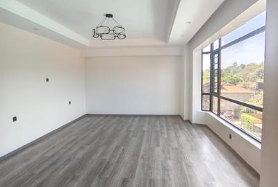 4 Bed Apartment with En Suite in Kileleshwa - 4