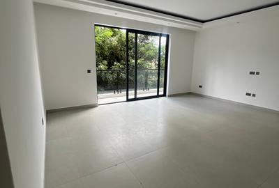 2 Bed Apartment with En Suite at Brookside Drive - 2