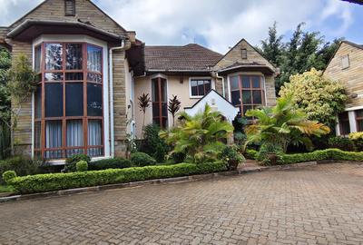 5 Bed Townhouse with En Suite in Runda