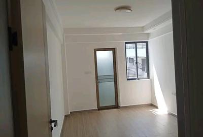 2 Bed Apartment with En Suite in Riverside