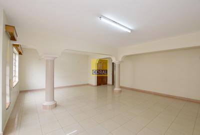 4 Bed Apartment with Parking in Parklands