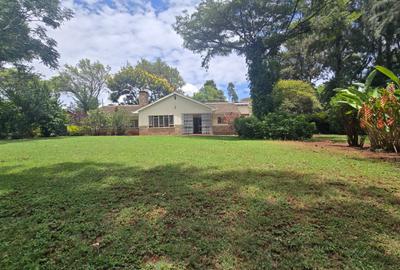 4 Bed House with En Suite in Runda - 2