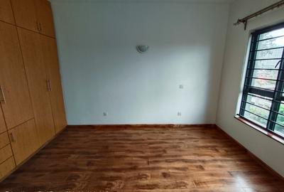 2 Bed Apartment with En Suite in Westlands Area - 4