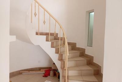 4,000 ft² Office with Fibre Internet at Riverside - 4