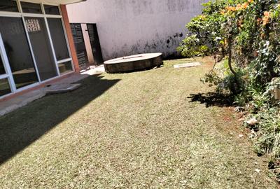 5 Bed Townhouse with En Suite in Lavington