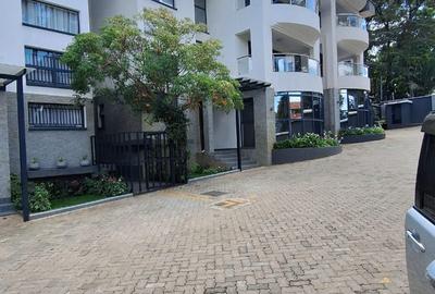 5 Bed Townhouse with En Suite at Lavington