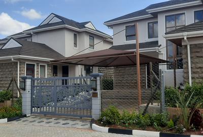 5 Bed Townhouse with En Suite at Komrade Villas