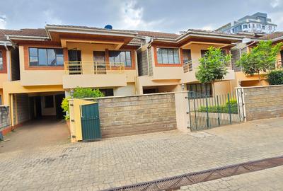 5 Bed Townhouse with En Suite at Lavington Road - 2