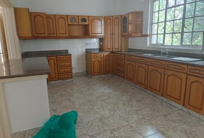 2 Bed Apartment with Swimming Pool in Muthaiga - 4