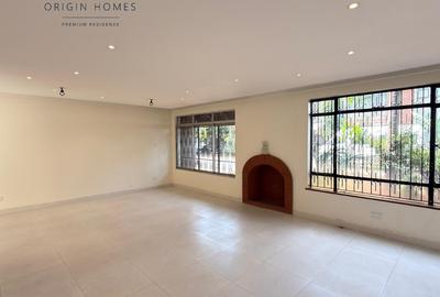 5 Bed Townhouse with En Suite at Brookside - 4