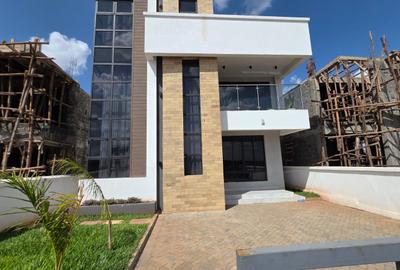 4 Bed Townhouse with En Suite in Ruiru - 2