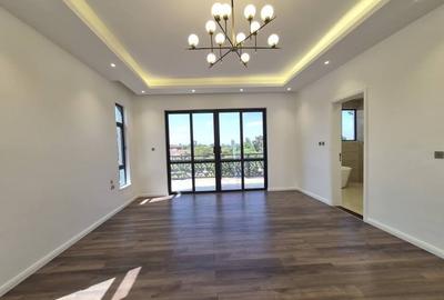 5 Bed Villa with En Suite at Lavington - 3