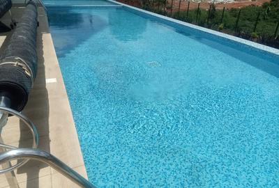 2 Bed Apartment with En Suite at Two Rivers - 4