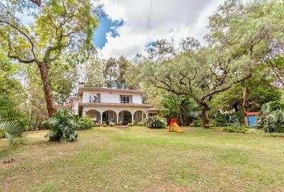 5 Bed House with En Suite in Kitisuru