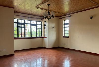 5 Bed House with En Suite in Runda - 3