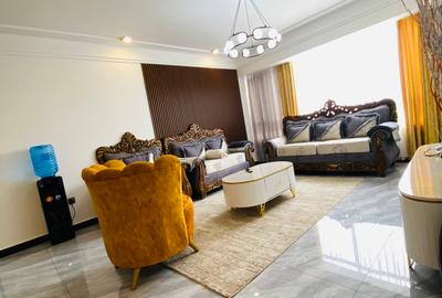 Serviced 3 Bed Apartment with En Suite in Kilimani - 4