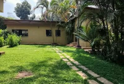 2 Bed House with En Suite at Runda - 2
