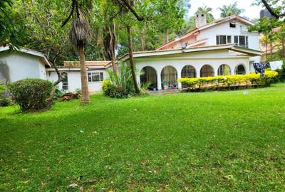 4 Bed House with En Suite in Muthaiga