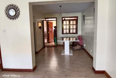 5 Bed Villa with En Suite at Off Brookside Grove - 4