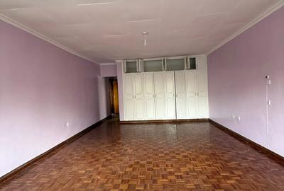 4 Bed Townhouse with En Suite in Kilimani - 4