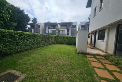 5 Bed Townhouse with En Suite in Lavington - 2