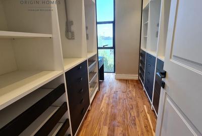 5 Bed Townhouse with En Suite at Loresho - 3