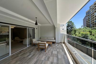 3 Bed Apartment with En Suite at Riverside