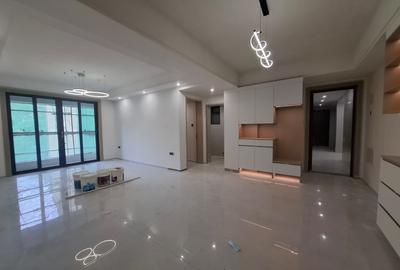 2 Bed Apartment with En Suite in Westlands Area